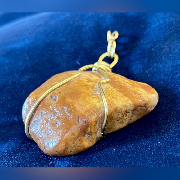 Pendant - Picture 4 of 7